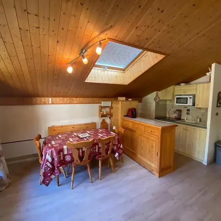 Appartement Spacieux Avec Balcon Et Wifi à - Fr-1-693-41 Châtel